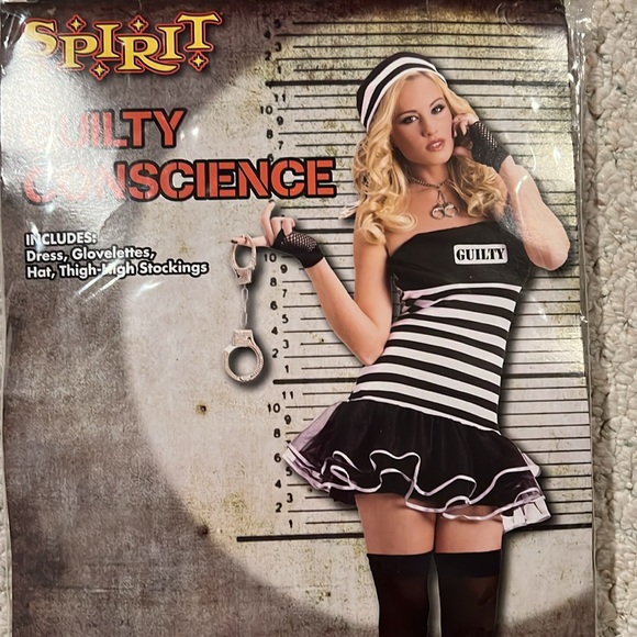 Halloween costume guilty conscience - Picture 2 of 4
